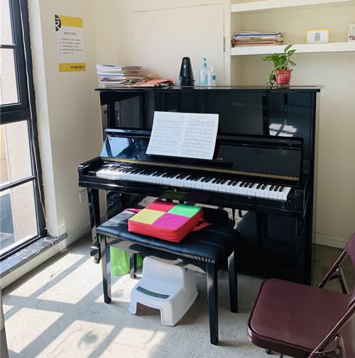 东方音乐梦工厂